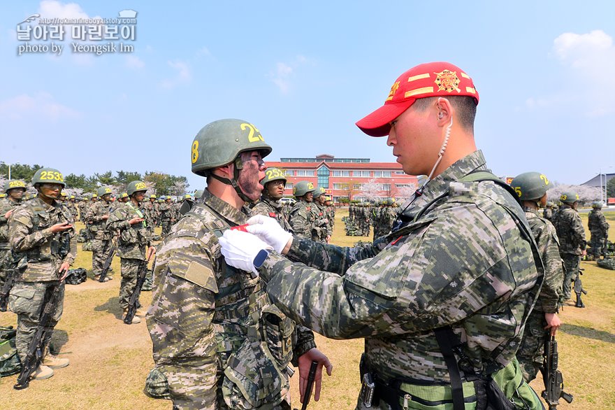 신병1315기_빨간명찰수여식_1060_2.jpg