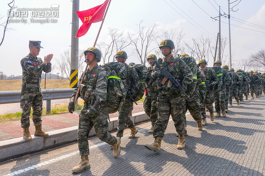 신병1315기_빨간명찰수여식_0868_7.jpg