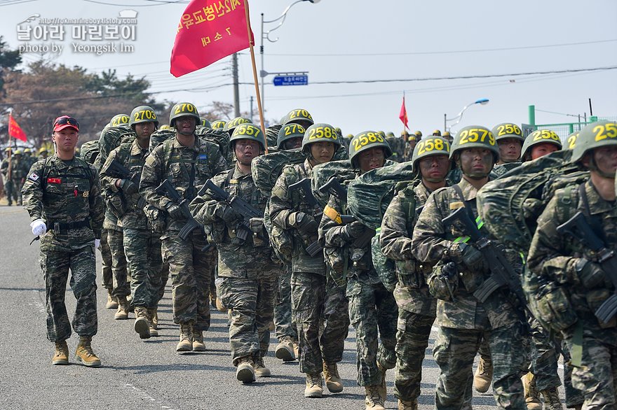 신병1315기_빨간명찰수여식_0946.jpg