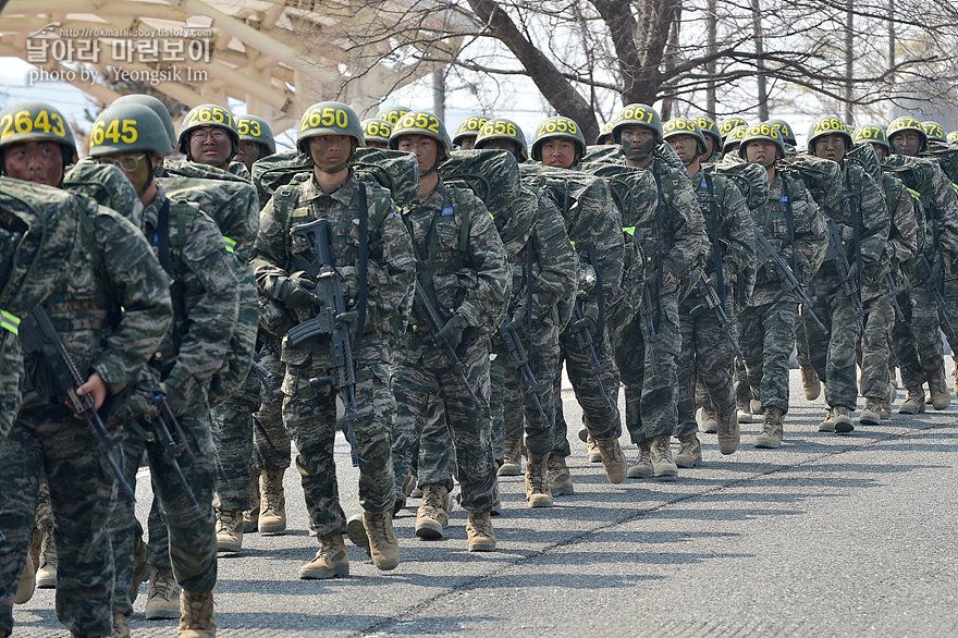 신병1315기_빨간명찰수여식_0954.jpg