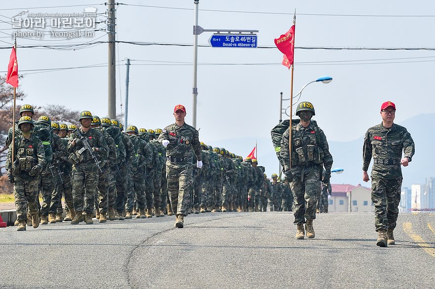 신병1315기_빨간명찰수여식_0844.jpg