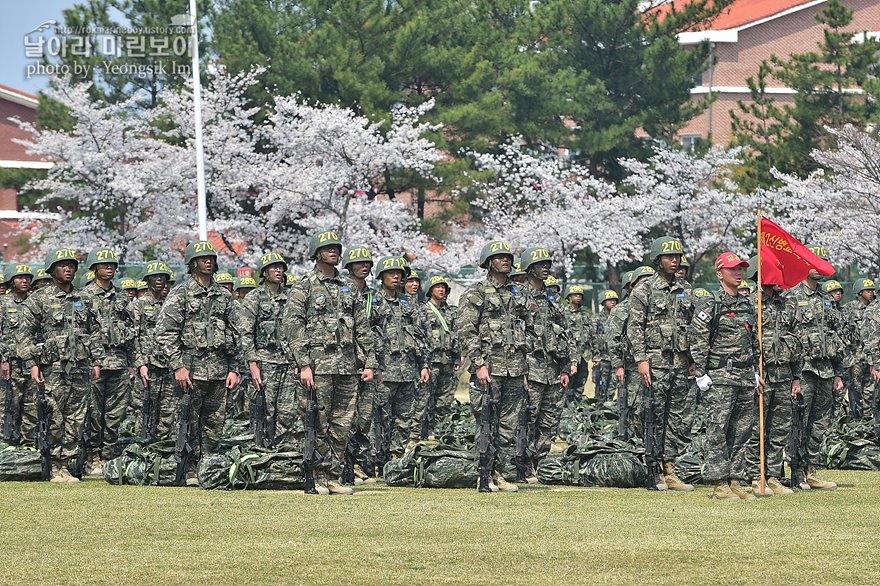 신병1315기_빨간명찰수여식_1052.jpg