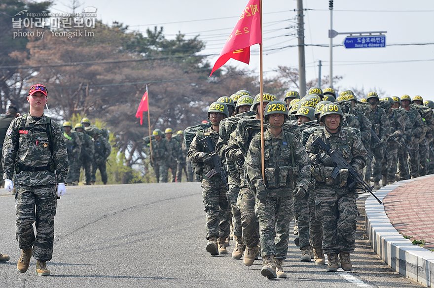 신병1315기_빨간명찰수여식_0911.jpg