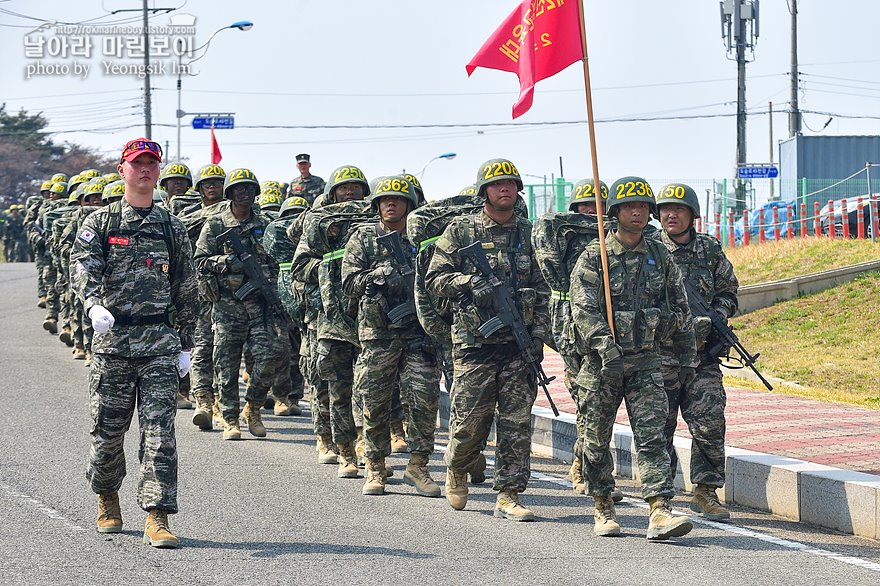 신병1315기_빨간명찰수여식_0917.jpg