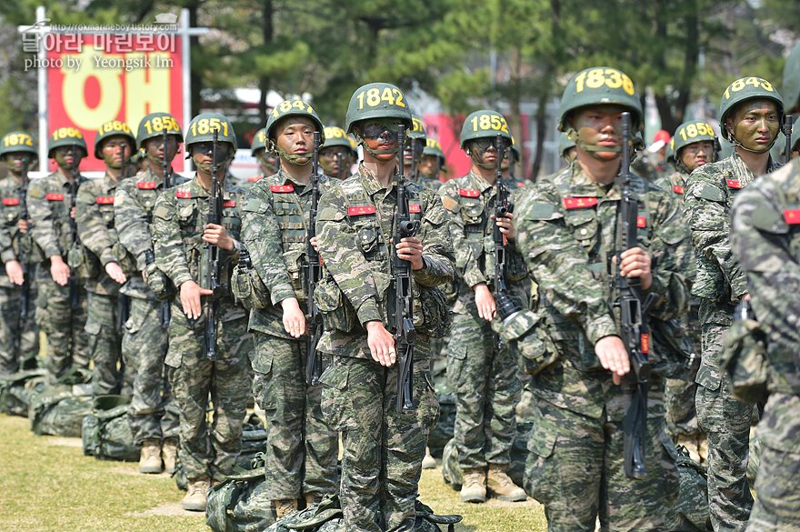 신병1315기_빨간명찰수여식_1152.jpg