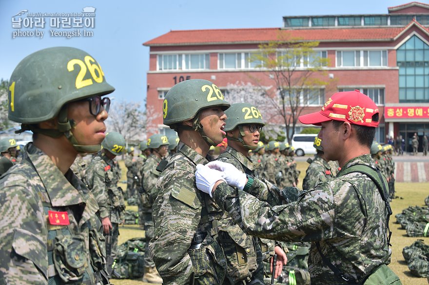 신병1315기_빨간명찰수여식_1089.jpg