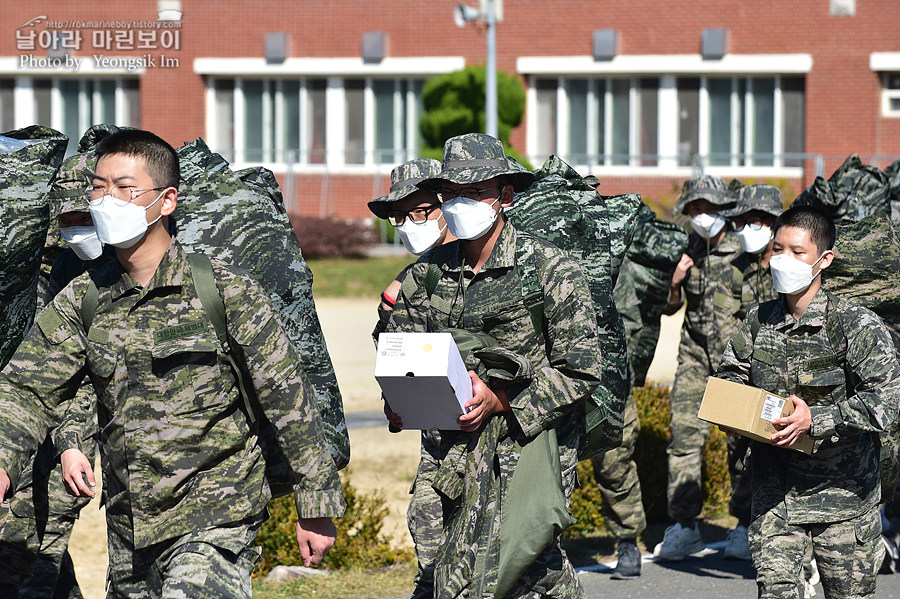 신병 1275기 1교육대 1주차 피복_8846.jpg