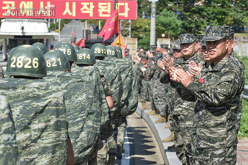 신병1309기 극기주 빨간명찰수여식_8328.jpg