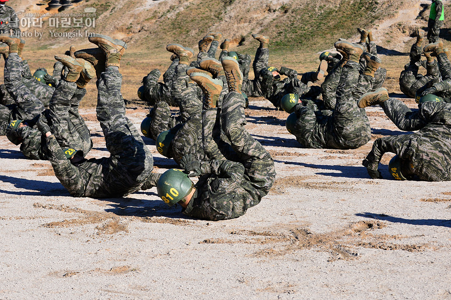 신병1287기2교육대5주차_공중돌격_2004.jpg