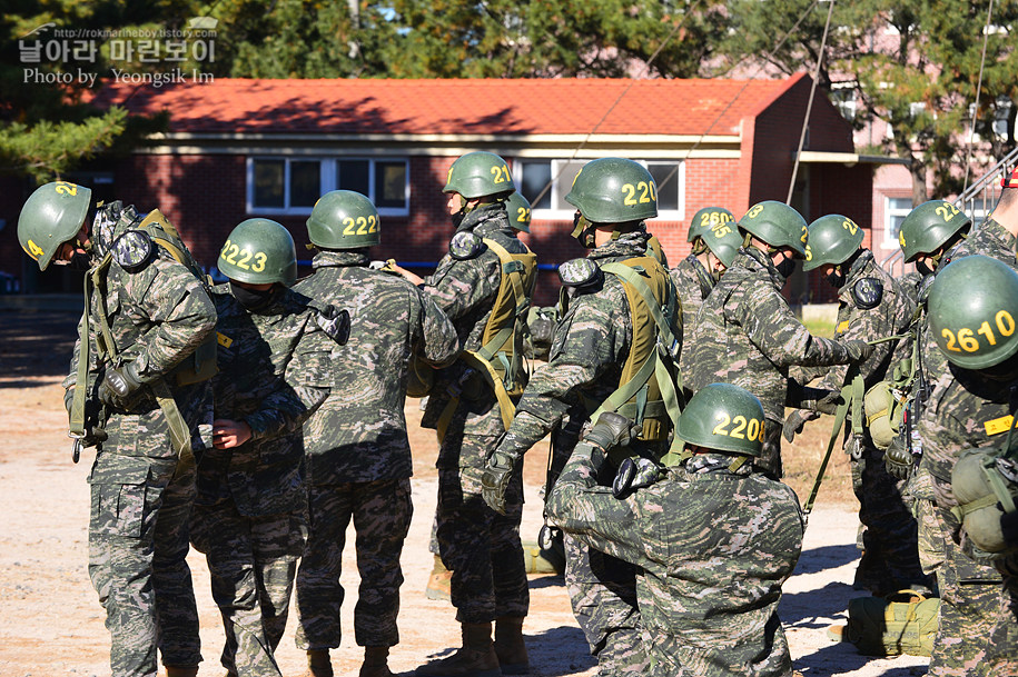 신병1287기2교육대5주차_공중돌격_1947.jpg