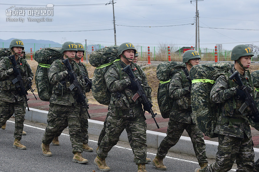 신병1301기_빨간명찰수여식_2528.jpg