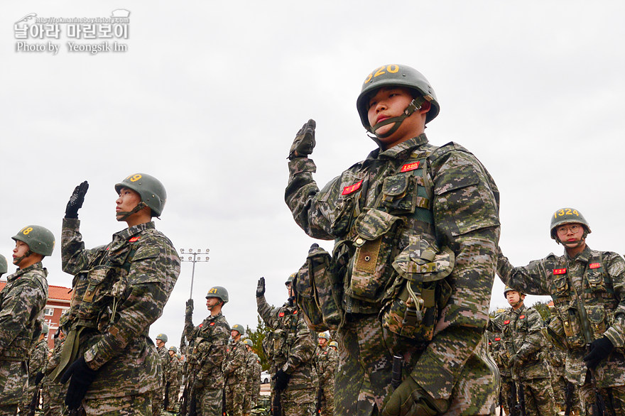 신병1301기_빨간명찰수여식_2658.jpg