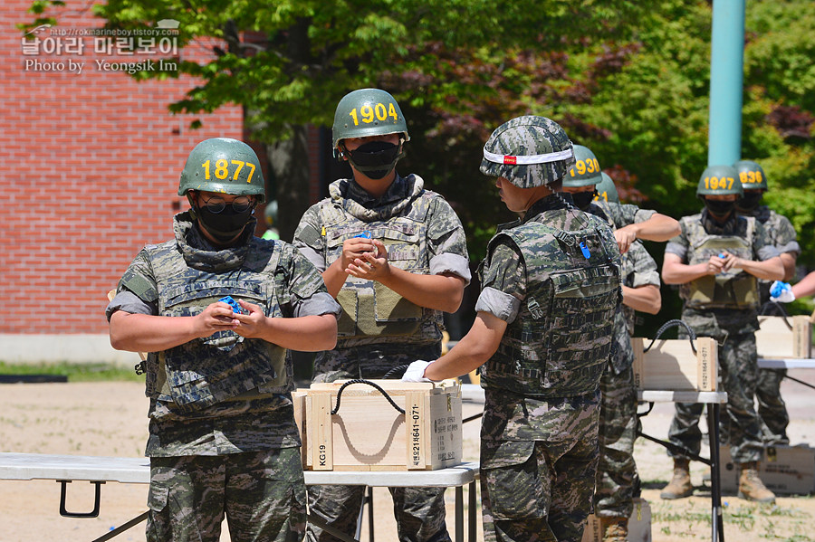 신병1293기1교육대5주차훈련_수류탄_1552.jpg