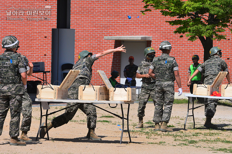 신병1293기1교육대5주차훈련_수류탄_1394.jpg