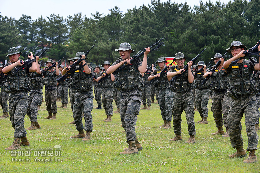 신병1293기1교육대5주차훈련_수류탄외_1818.jpg