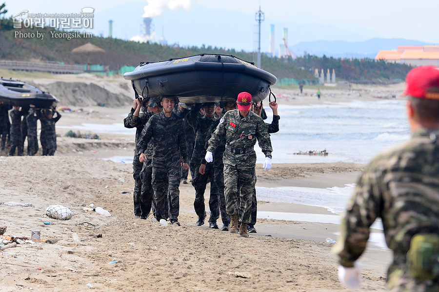 신병1297기1교육대4주차_해상훈련_3817.jpg