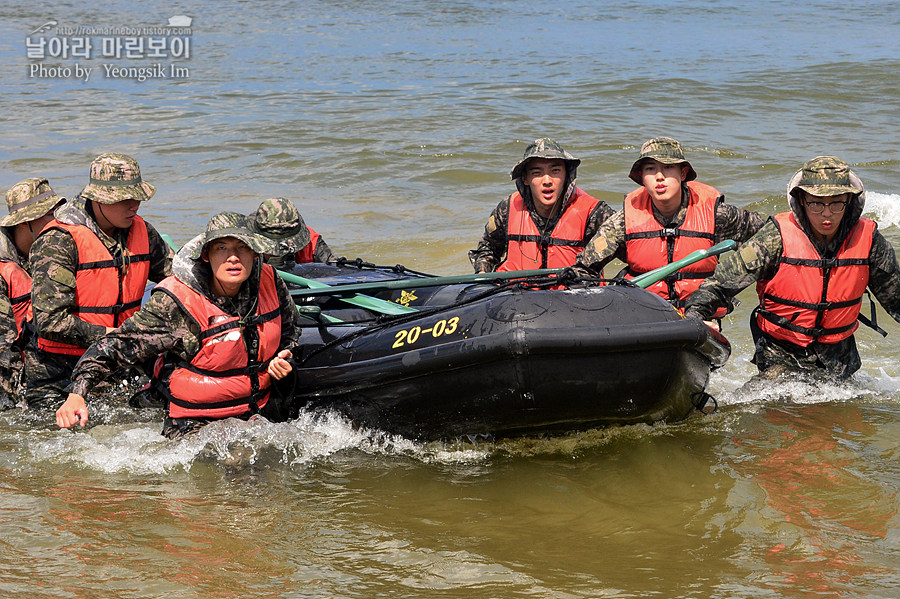 신병1297기1교육대4주차_해상훈련_1817.jpg