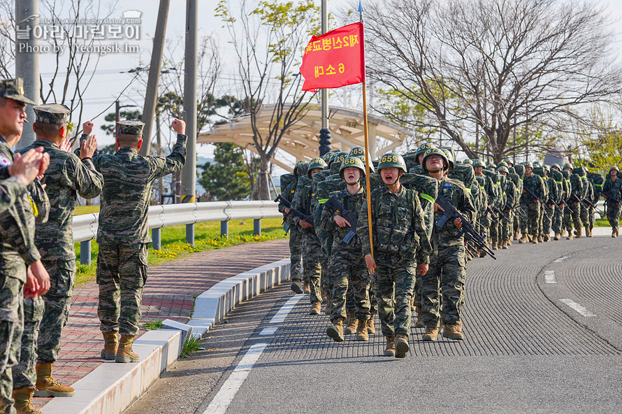 신병1291기빨간명찰수여식_4502.jpg