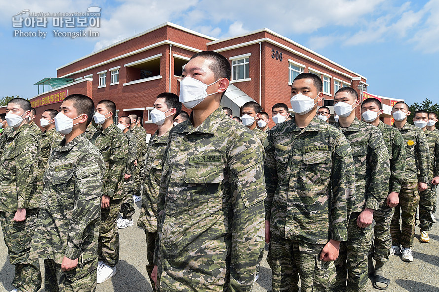 신병1293기2교육대1주차_제식훈련_5907.jpg