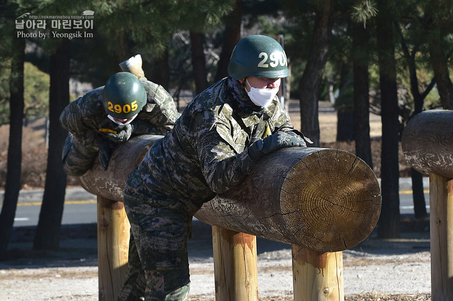 신병 1277기 2교육대 3주차 목봉격투봉_8461.jpg