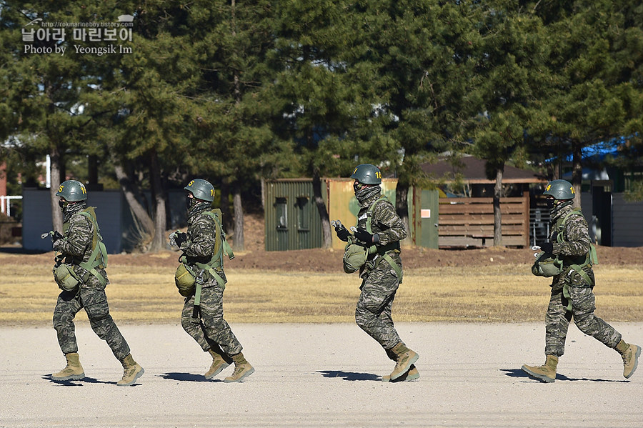 신병 1277기 1교육대 3주차 공수기초_8376.jpg