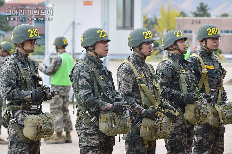 신병1311기 2교육대 공중돌격_0427.jpg