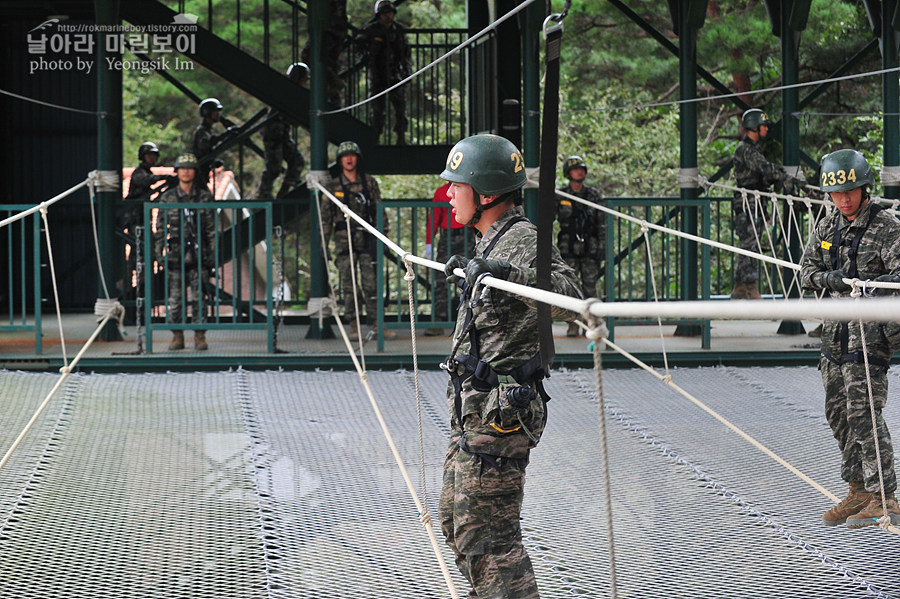 신병1297기1교육대_유격기초_5805.jpg