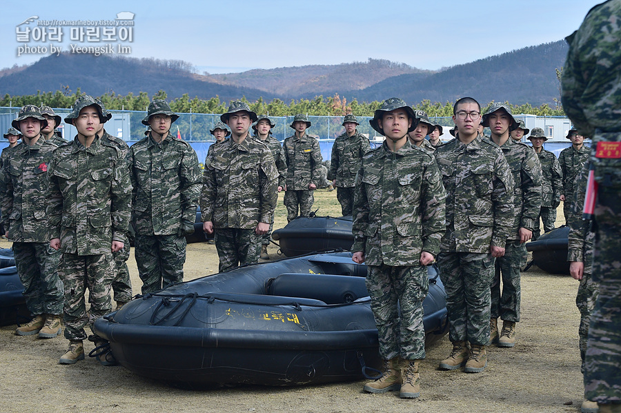 신병1315기2교육대3주차_해상돌격훈련_8163.jpg