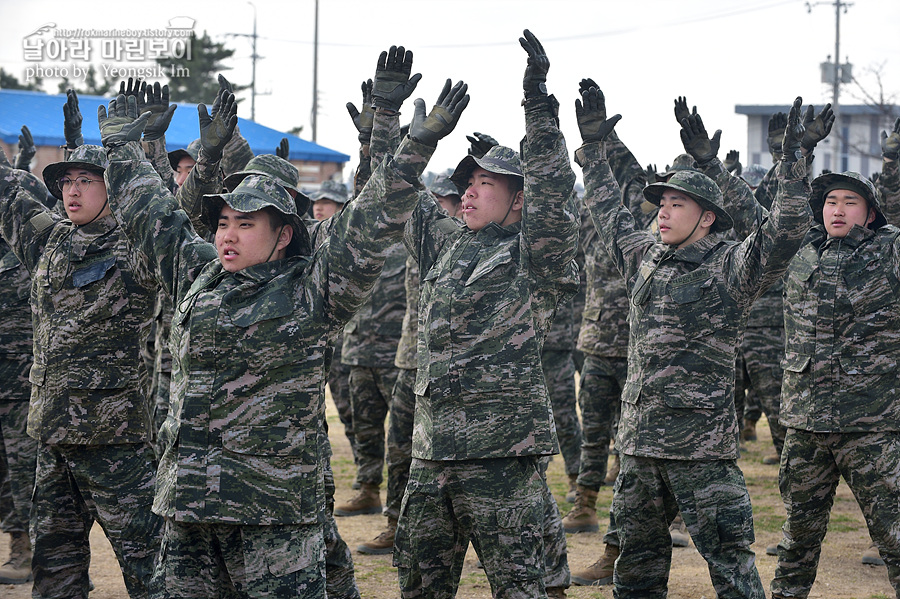 신병1315기2교육대3주차_해상돌격훈련_8239.jpg