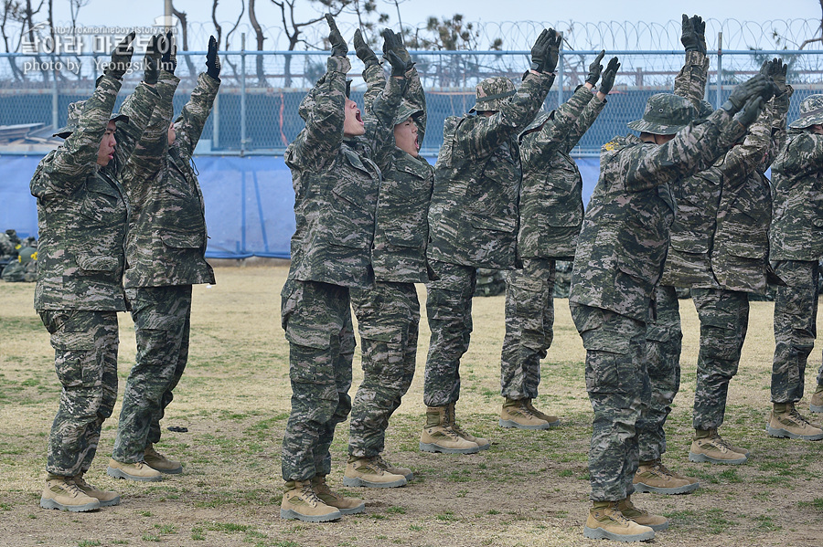 신병1315기2교육대3주차_해상돌격훈련_8268.jpg