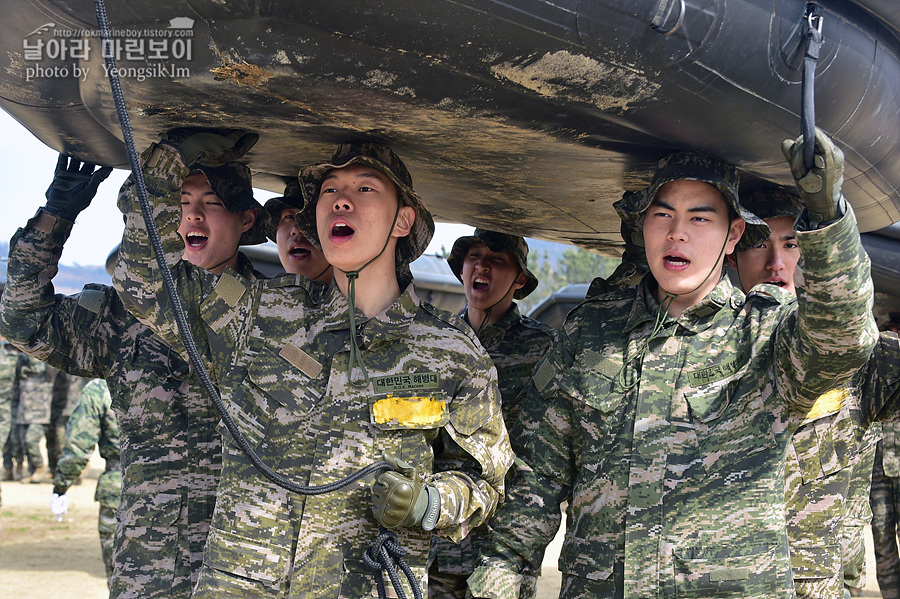 신병1315기2교육대3주차_해상돌격훈련_8310.jpg