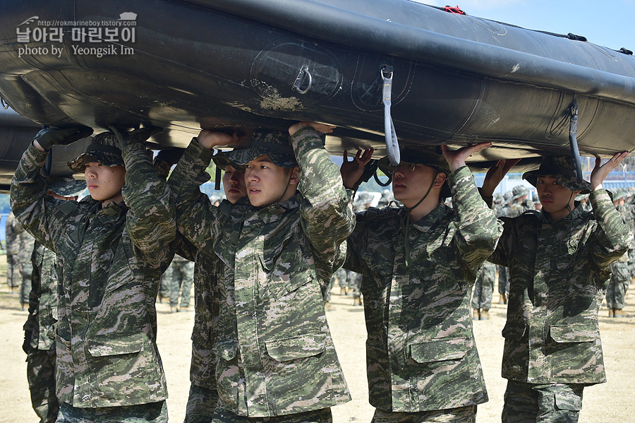 신병1315기2교육대3주차_해상돌격훈련_8208.jpg