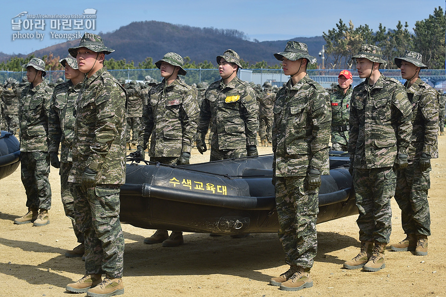 신병1315기2교육대3주차_해상돌격훈련_8203.jpg