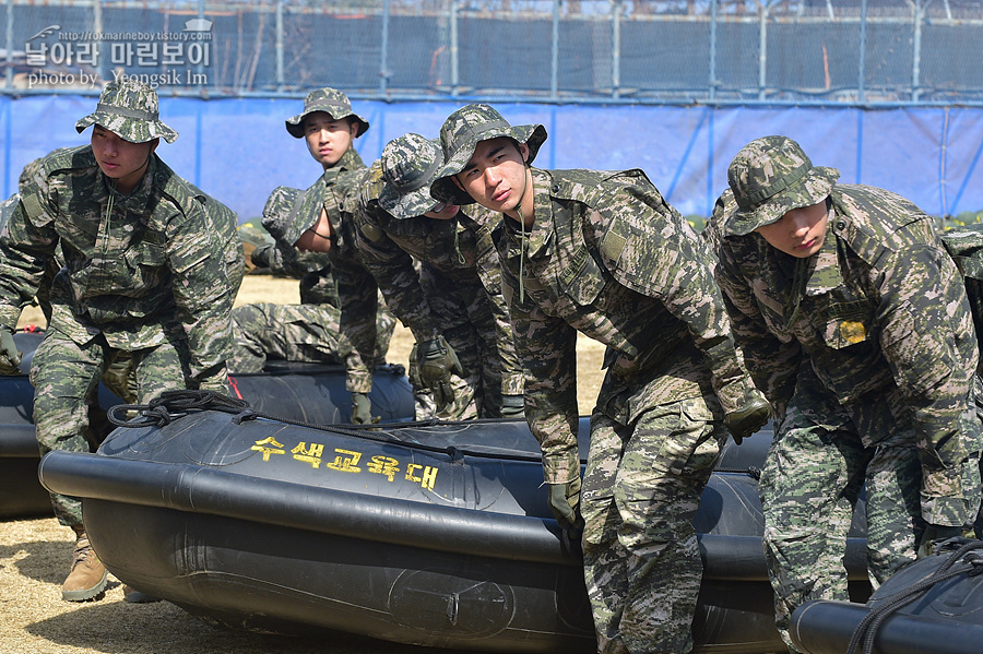 신병1315기2교육대3주차_해상돌격훈련_8292.jpg