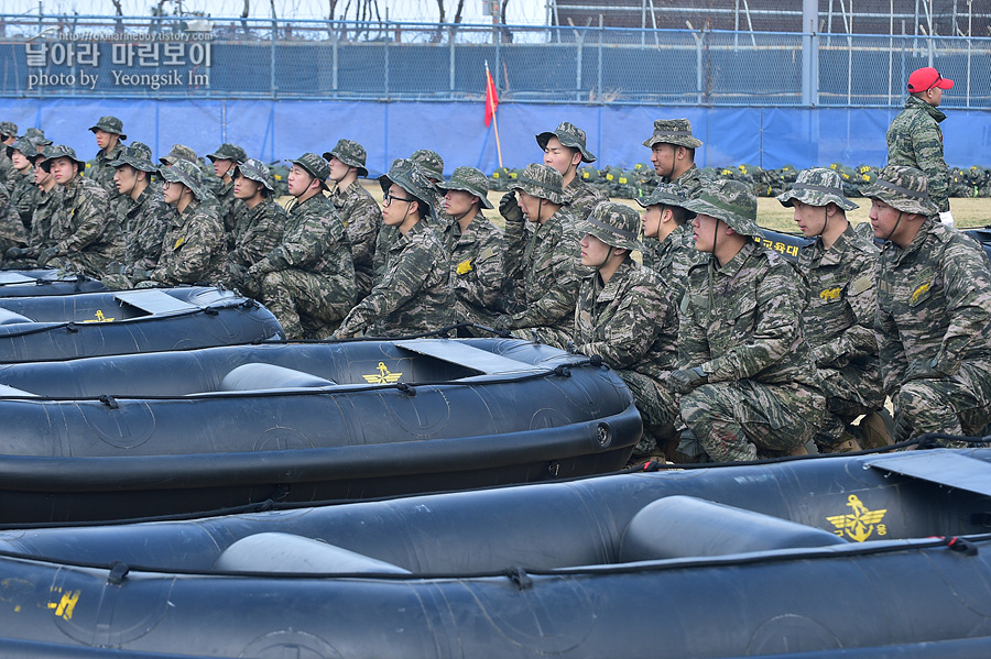 신병1315기2교육대3주차_해상돌격훈련_8290.jpg