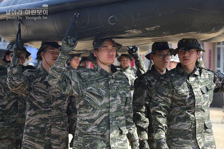 신병1315기2교육대3주차_해상돌격훈련_8383.jpg