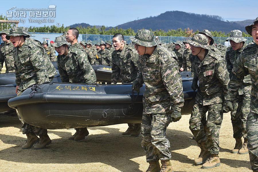 신병1315기2교육대3주차_해상돌격훈련_8176.jpg