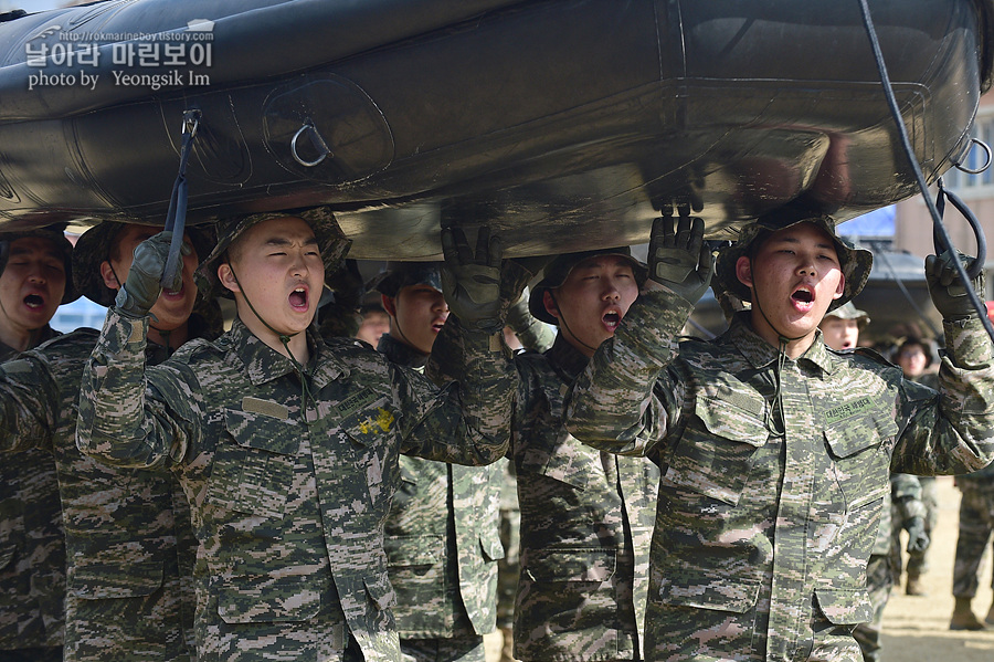 신병1315기2교육대3주차_해상돌격훈련_8386.jpg