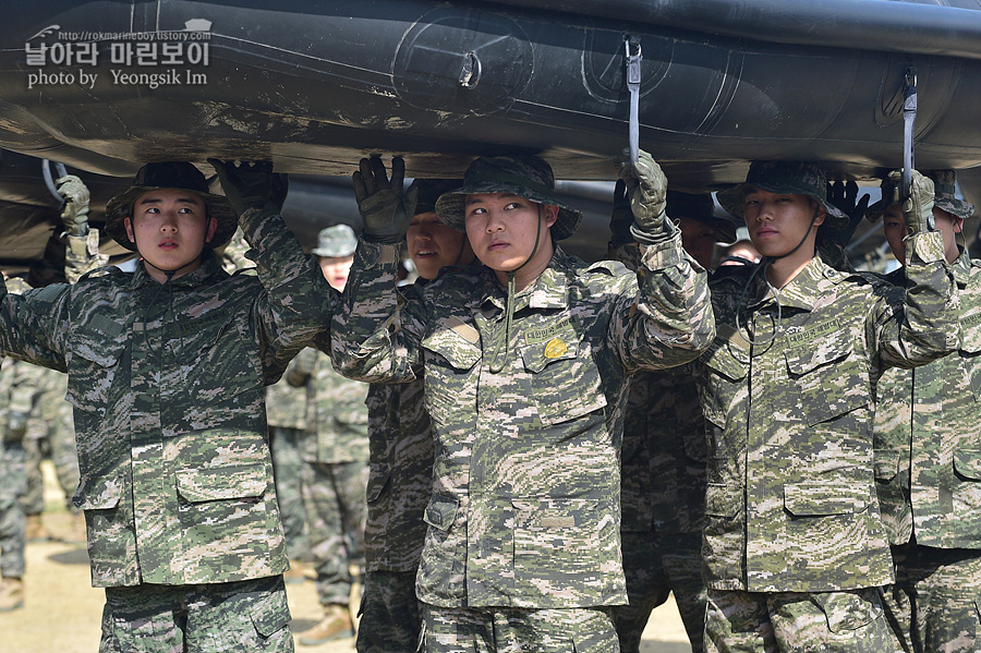 신병1315기2교육대3주차_해상돌격훈련_8384.jpg