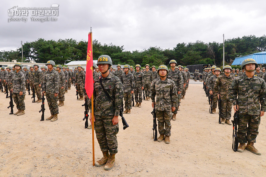 신병1297기1교육대_극기주1_4709.jpg