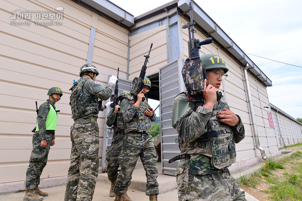 신병 1305기 1교육대 4주차 사격1_3808.jpg