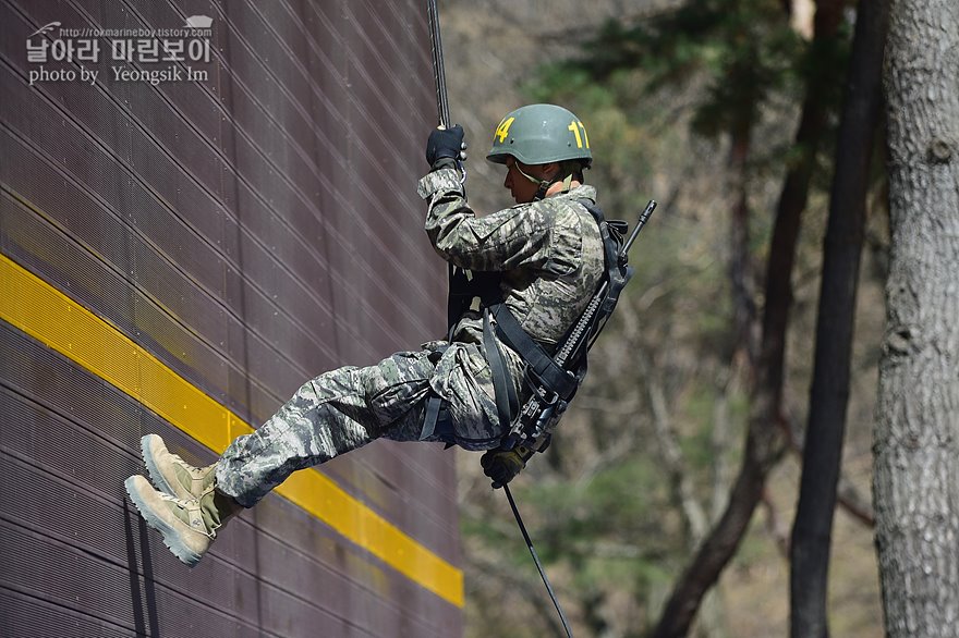 신병1315기_1교육대_산악훈련_0637.jpg