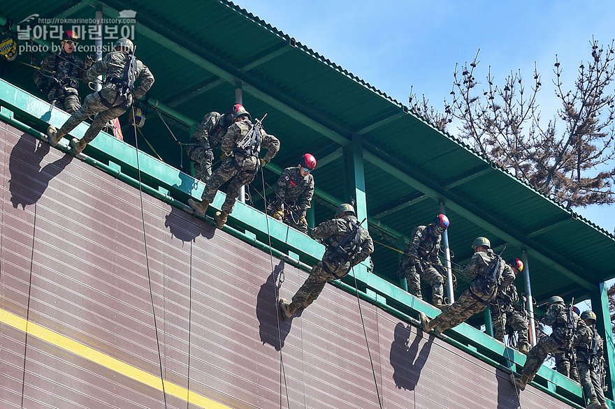 신병1315기_1교육대_산악훈련_0513.jpg