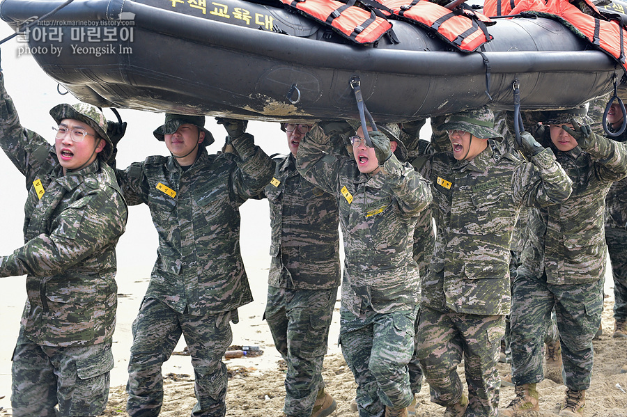 신병1315기1교육대3주차_해상돌격훈련_7942.jpg