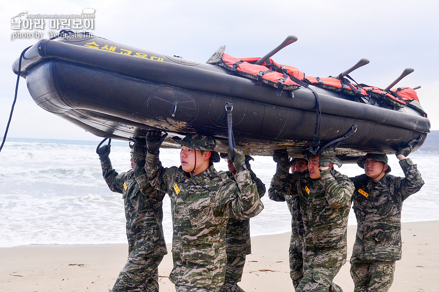 신병1315기1교육대3주차_해상돌격훈련_3116.jpg