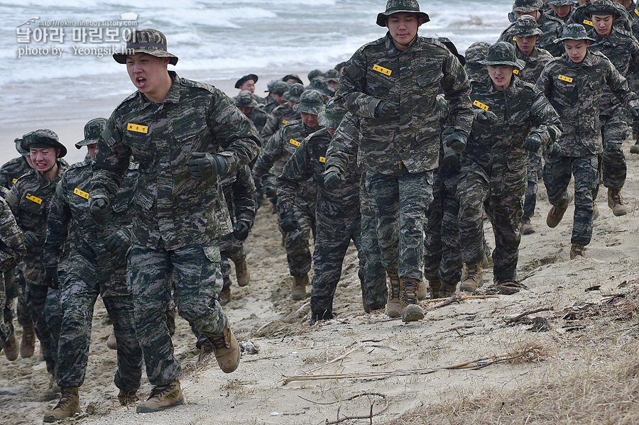 신병1315기1교육대3주차_해상돌격훈련_7905.jpg