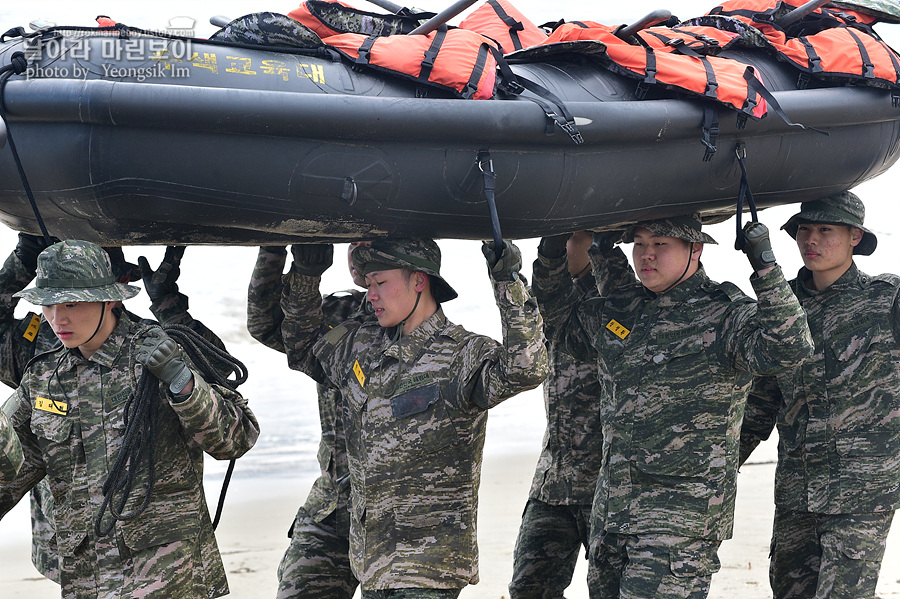 신병1315기1교육대3주차_해상돌격훈련_7932.jpg
