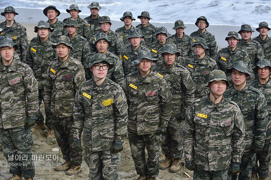 신병1315기1교육대3주차_해상돌격훈련_7975.jpg
