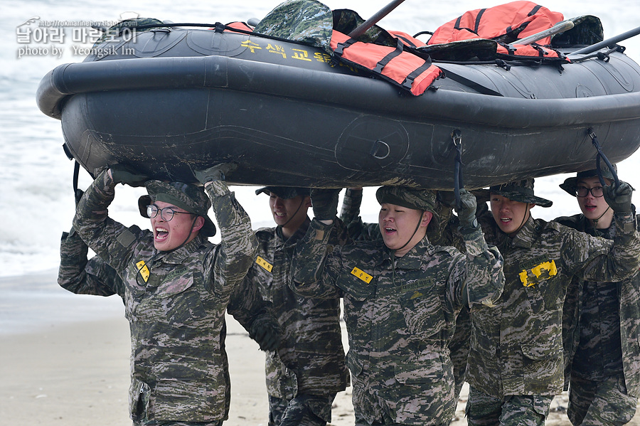 신병1315기1교육대3주차_해상돌격훈련_7919.jpg