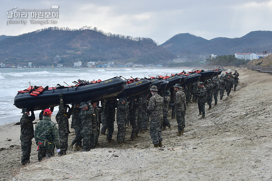 신병1315기1교육대3주차_해상돌격훈련_7908.jpg